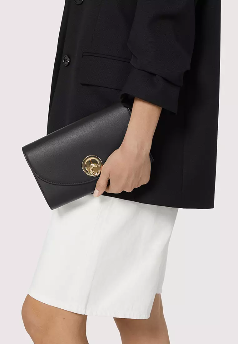 Nikla Smooth Sling Bag