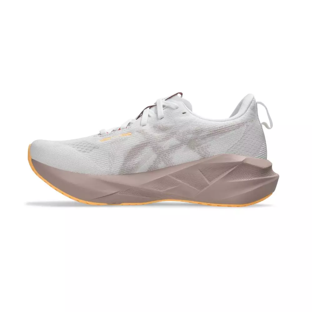 ASICS Women Novablast 5 Standard-1012B765.102