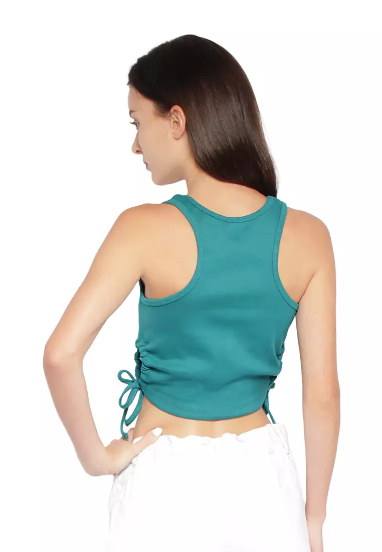 Potong Tank Crop Top berwarna Hijau