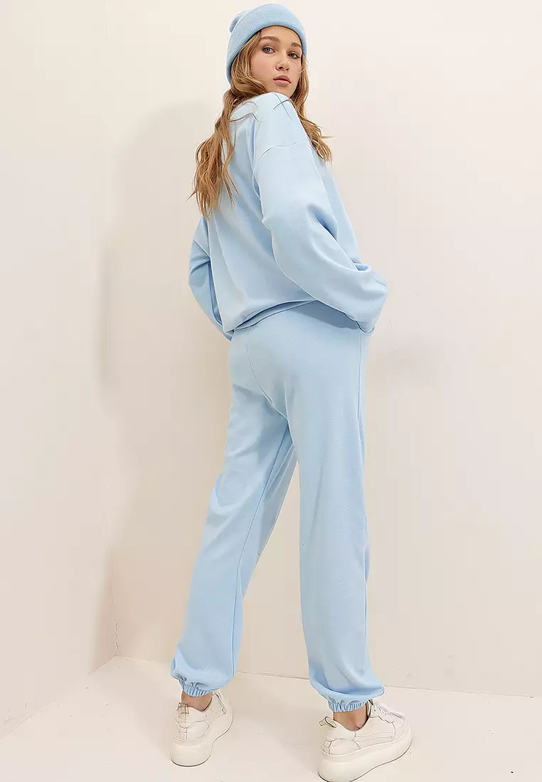 Basic Sweatshirt and Jogger Set