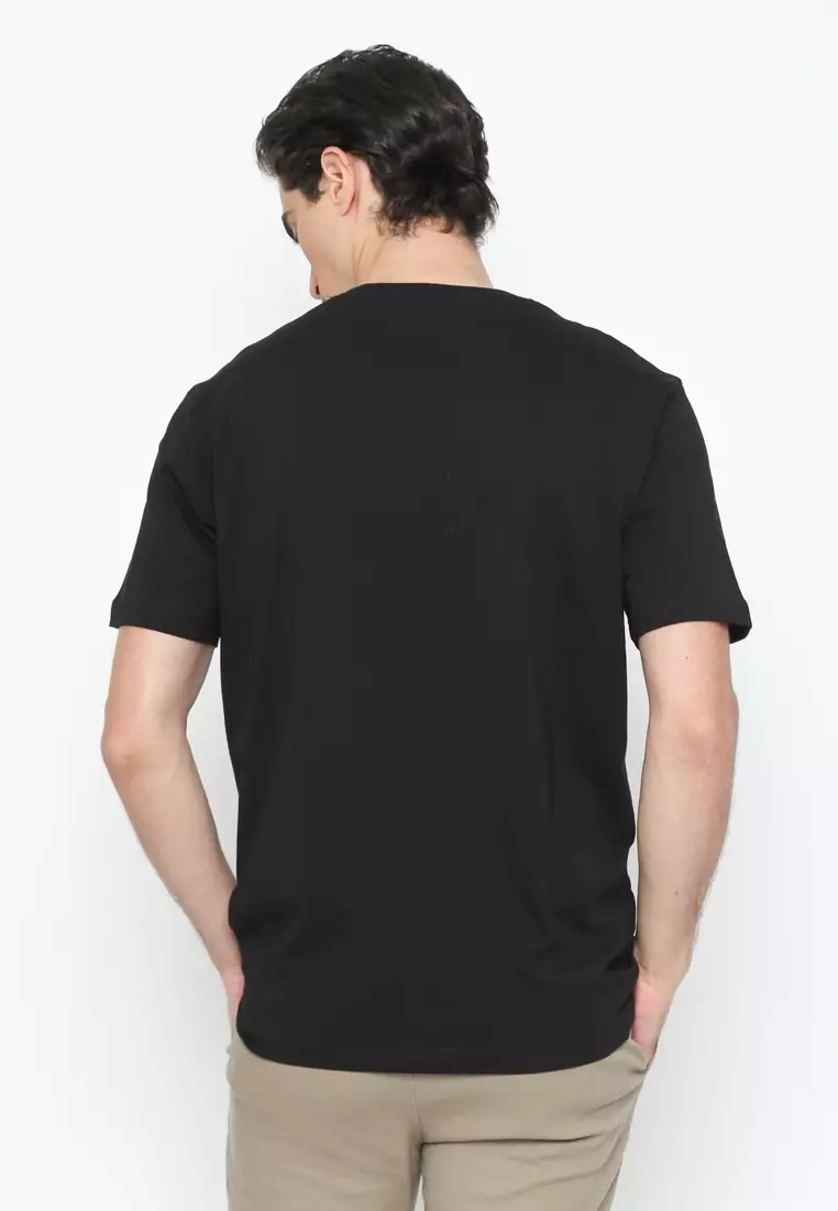 MEN'S BLACK PLAIN T-SHIRT WITH POCKET