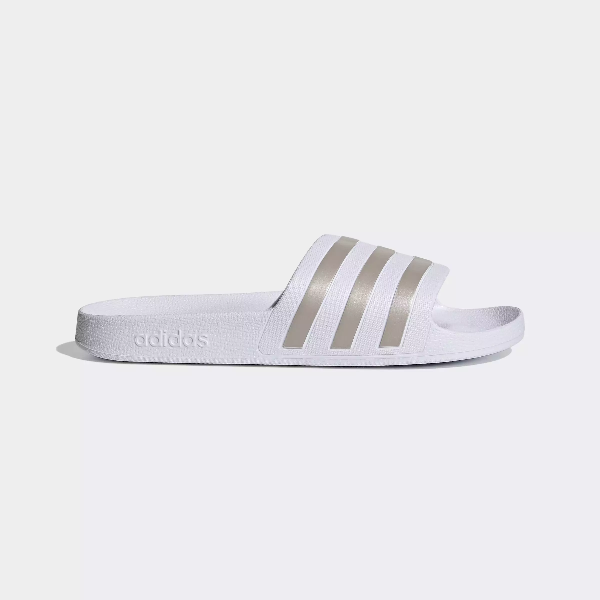 Adilette Aqua Slides