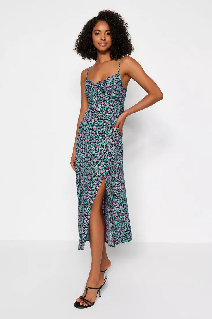 Women's Dresses Online | Sale Up to 90% @ ZALORA SG