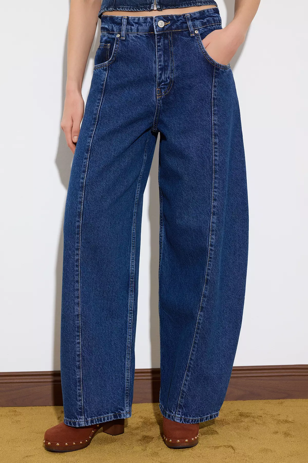 Limited Edition Blue Draped High Waist Baggy Jeans With Stitching Detail Twoss26Je8