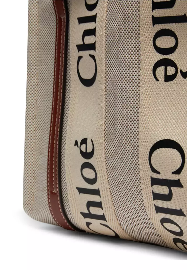 Small Woody Tote Bag White Brown CHC22AS397I2690U