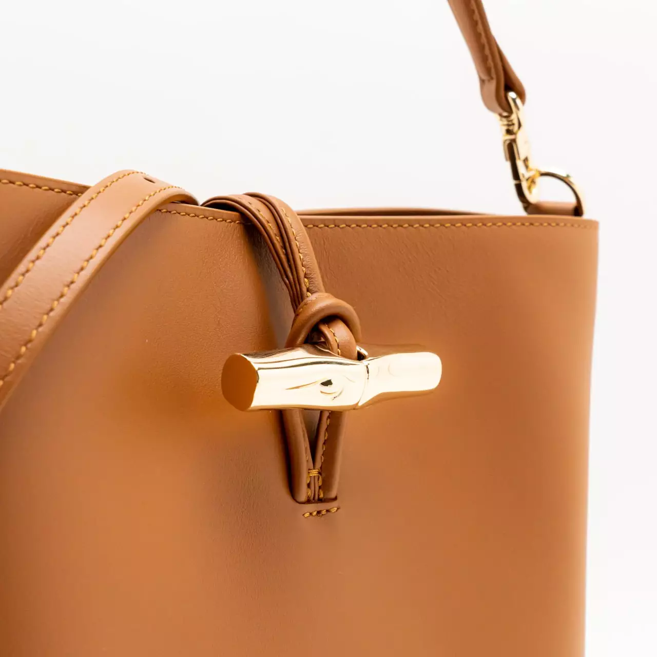 Le Roseau Xtra Small No Snap Button Bucket Bag Cashew