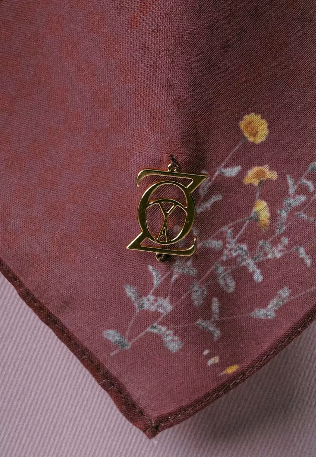 FIORELLA  Scarf Maroon - Kerudung Hijab Segiempat Motif With BOX - Bahan Nesla - Ukuran 115x115