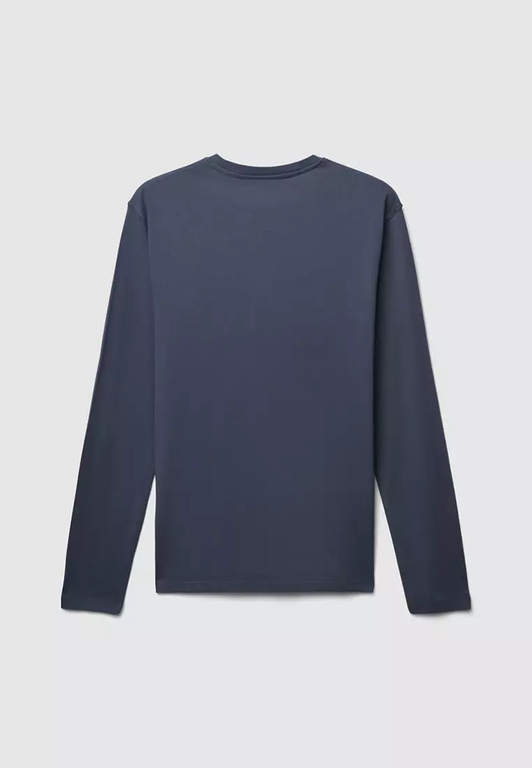 Man Long-Sleeved T-Shirt