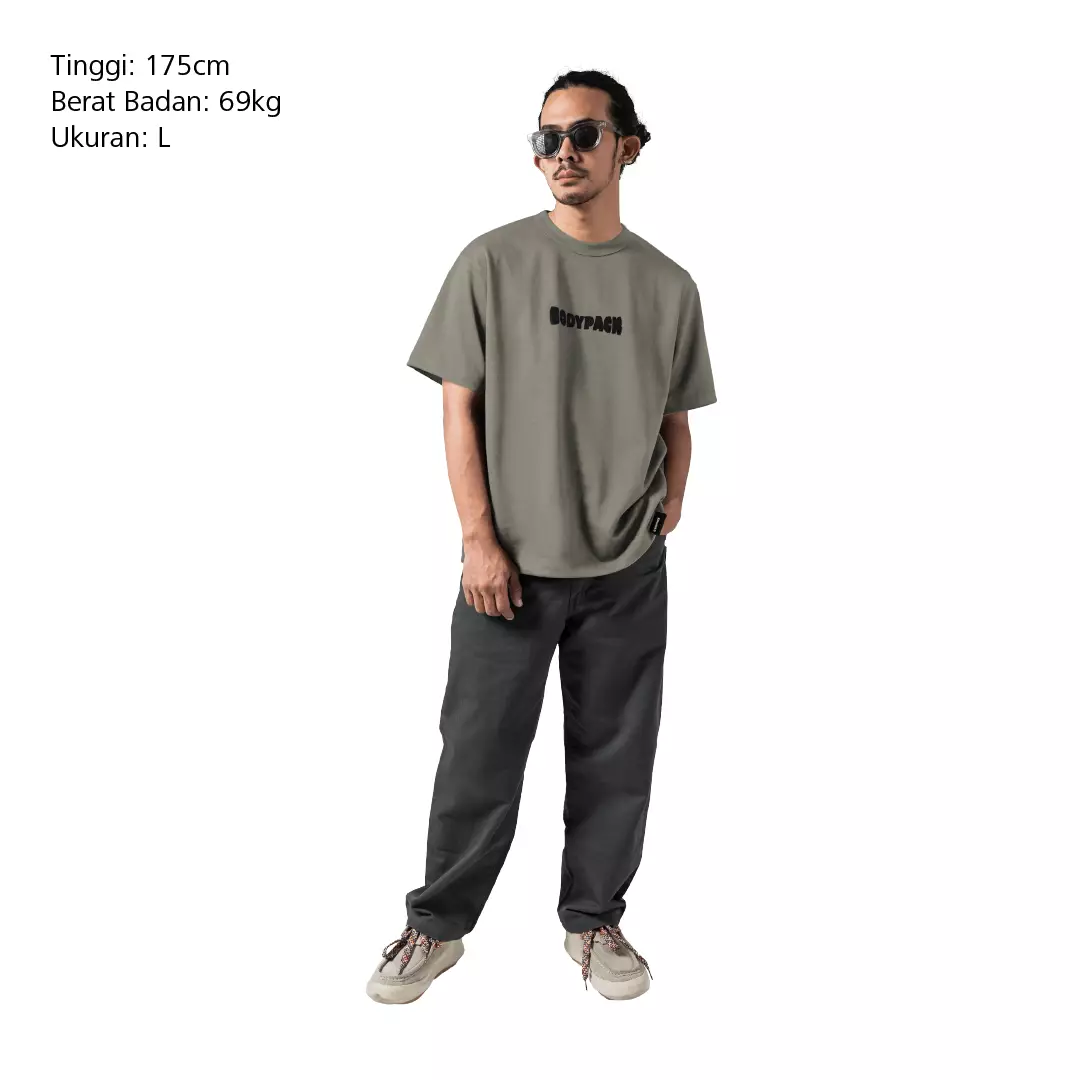 Daze T-Shirt Short Sleeves Baju Kaos Lengan Pendek Relax Comfort