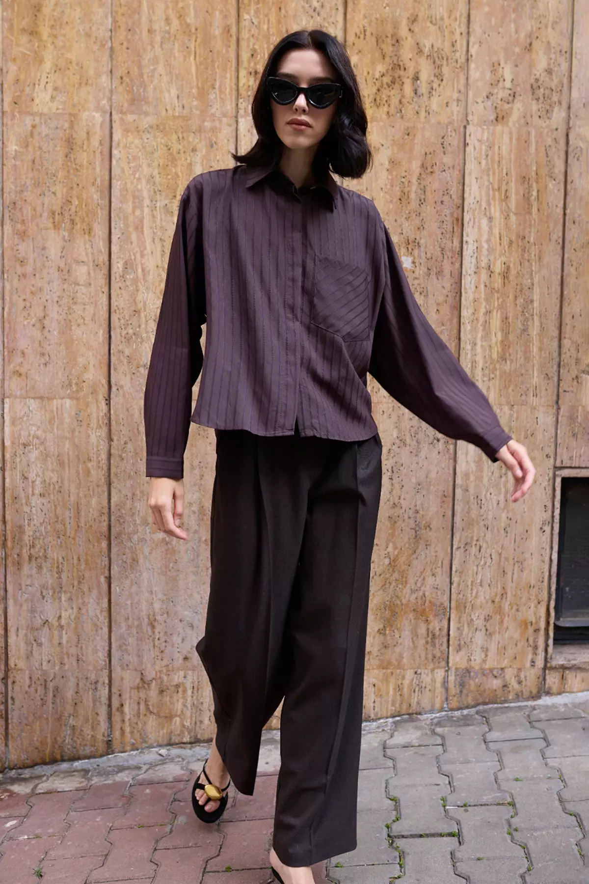 Brown Striped Oversized Woven Shirt Twoaw26Go138
