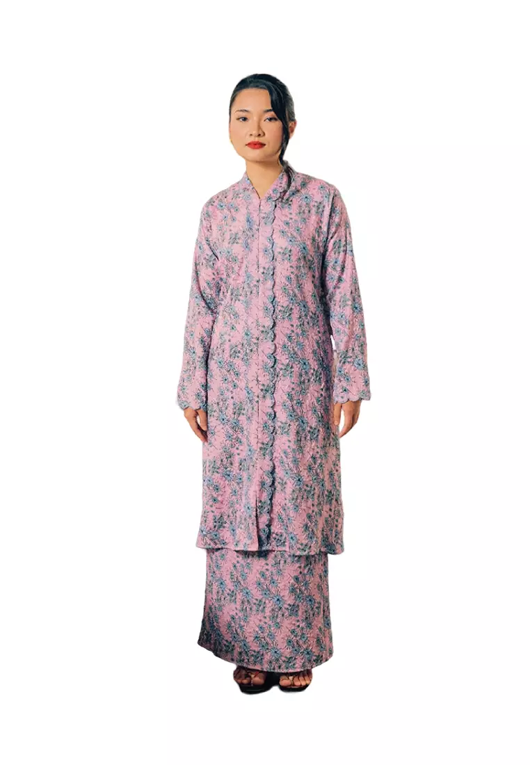UMMA Juwita Kebarung Bakawali Raya 2024 in Pink