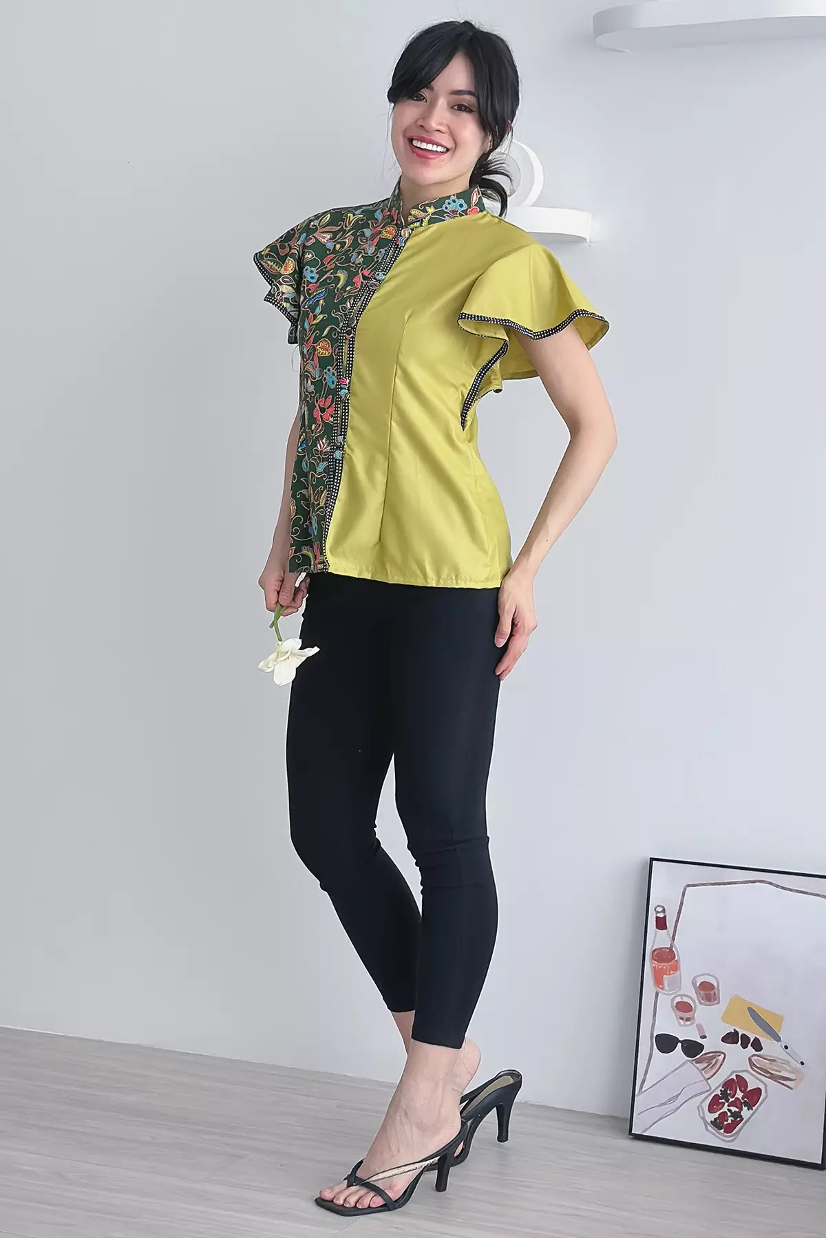 Iswara Tulip Hijau Batik Blouse