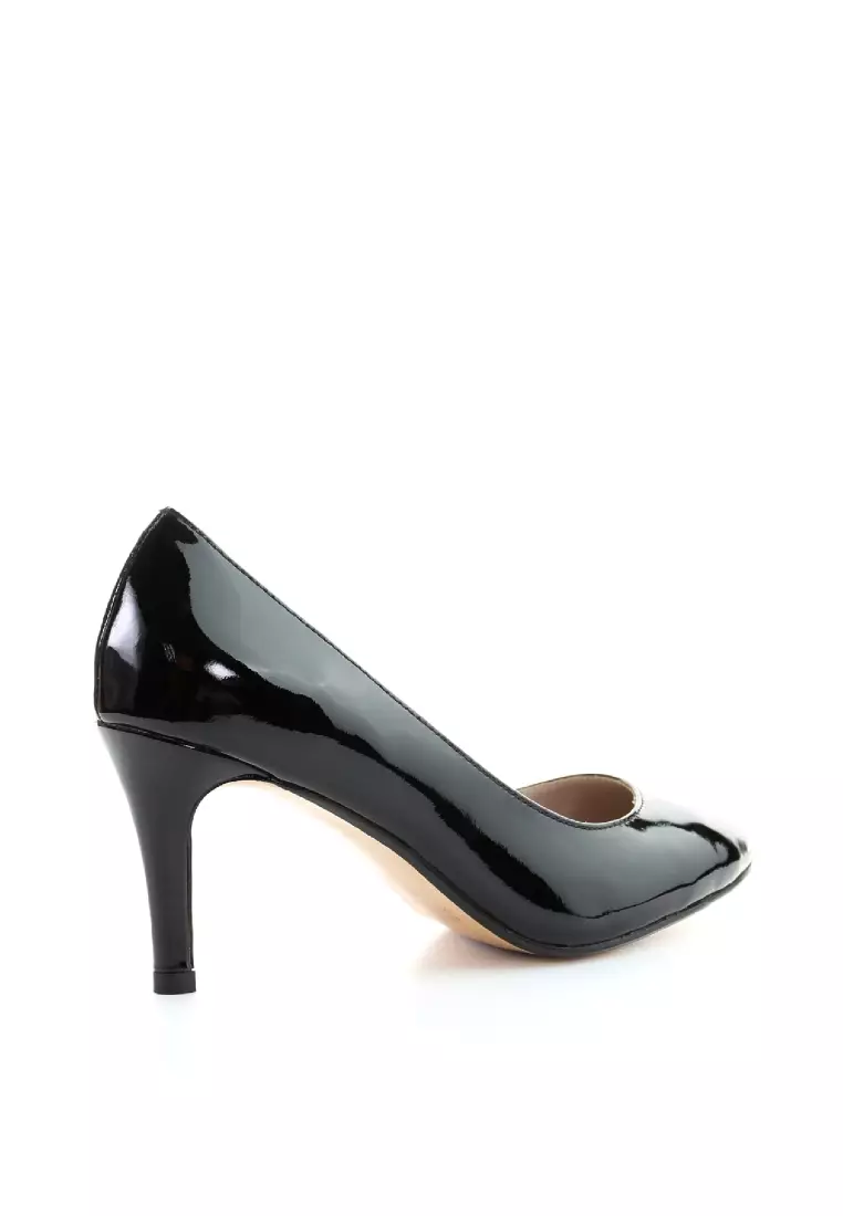 Black patent leather pumps round toe new arrivals