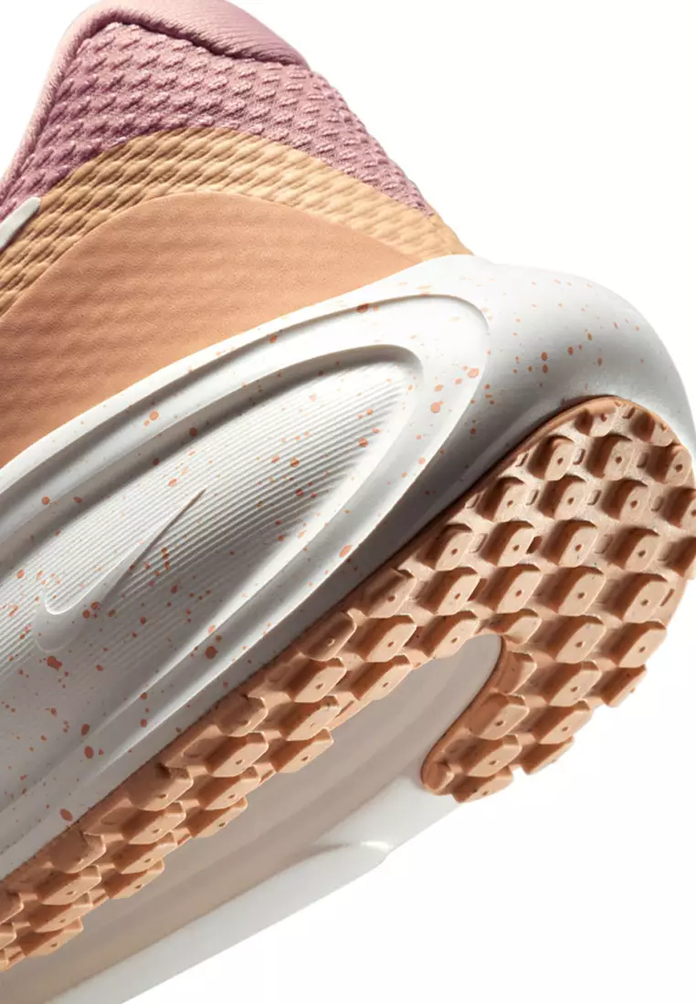 Revolution 8 Road Running Shoes