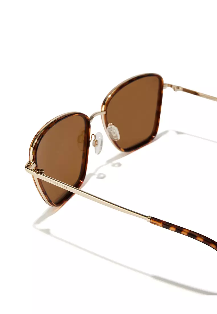 HAWKERS POLARIZED Carey Olive CHILL Sunglasses for Men and Women, Unisex. UV400 Protection. Official Product designed in Spain