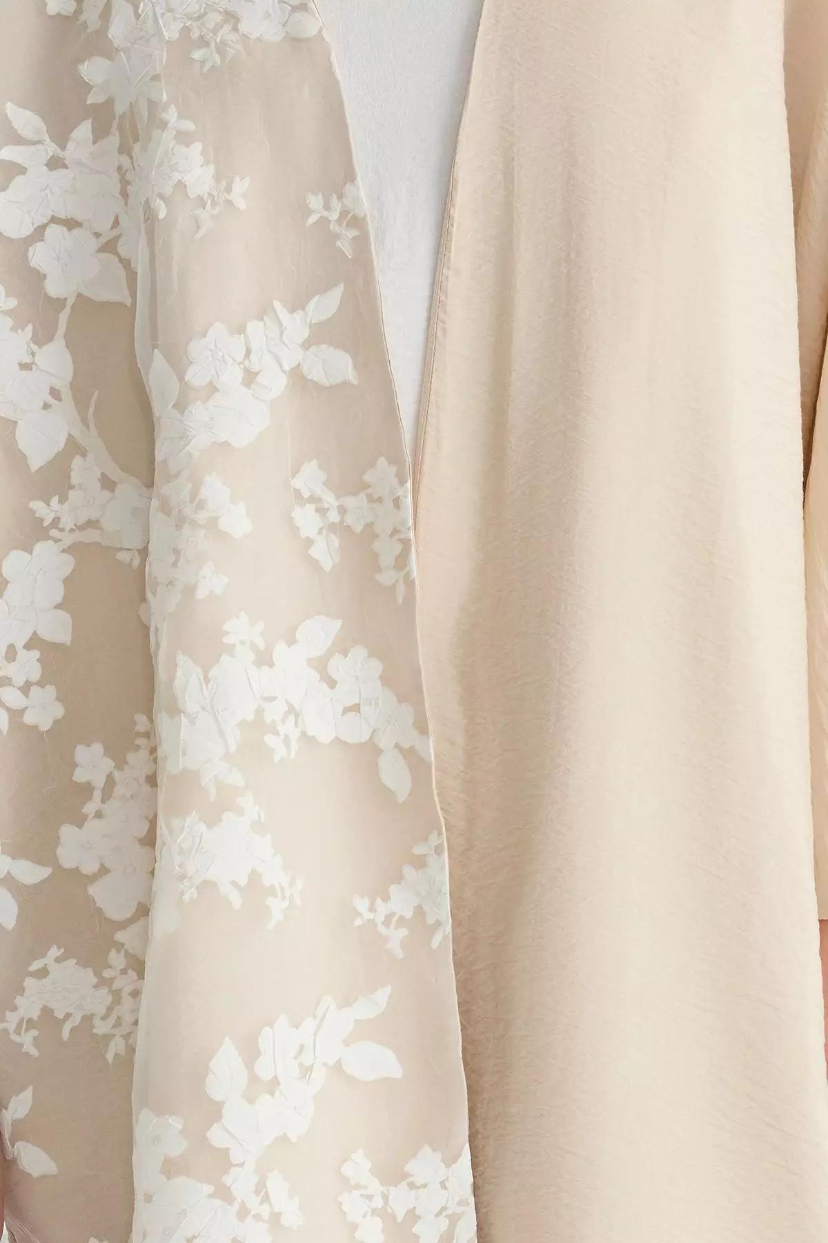 Stone Organza Detailed Floral Woven Cape & Abaya & Kimono TCTSS25KF00001