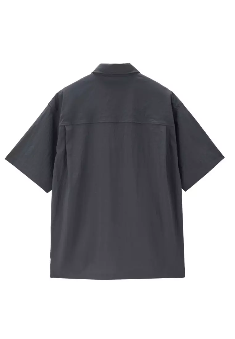 Korea Collection Men's Stretchy Nylon Cargo Pocket Short Sleeve Loose Shirt 01045521