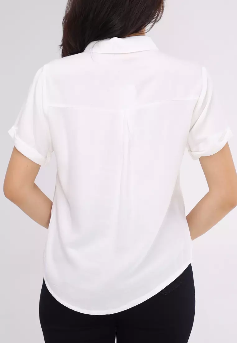 Short Sleeves W/ Collar Blouse