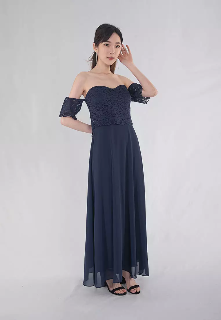 Bebe off deals the shoulder dress