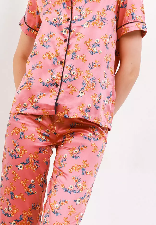 Anne Wintours Mens Red Pyjama Shorts Short Sleeve Silk Pyjamas