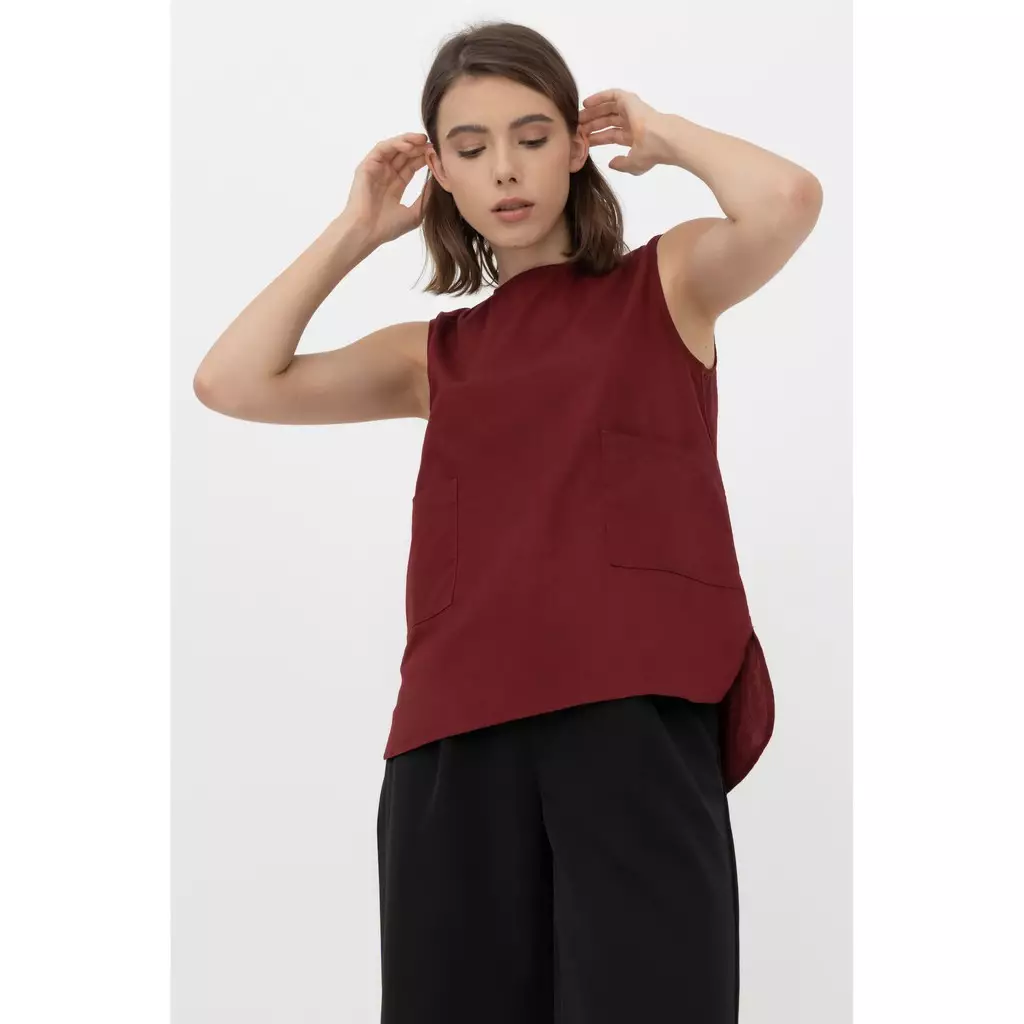 Sleeveless Blouse Fecilia Maroon