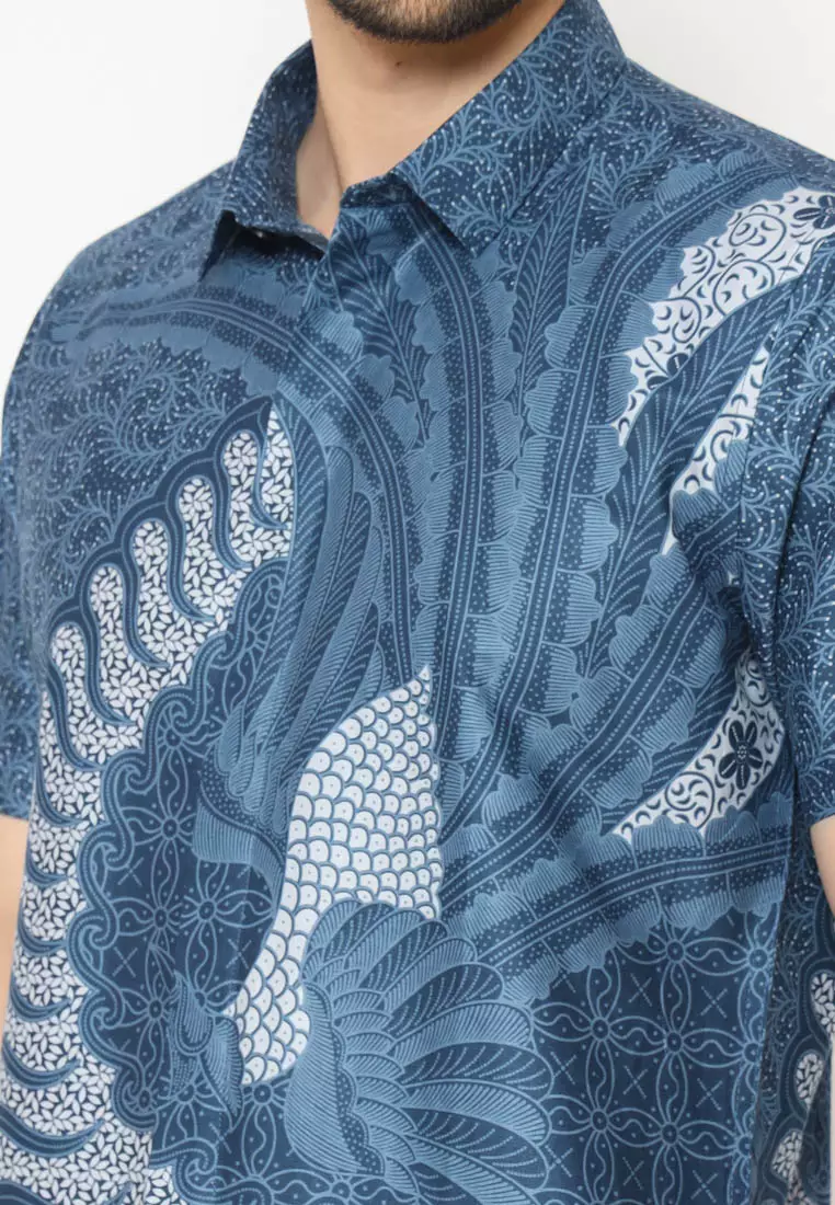 MAGINOT ALRA BIRU MUDA Batik Slim Fit Lengan Pendek
