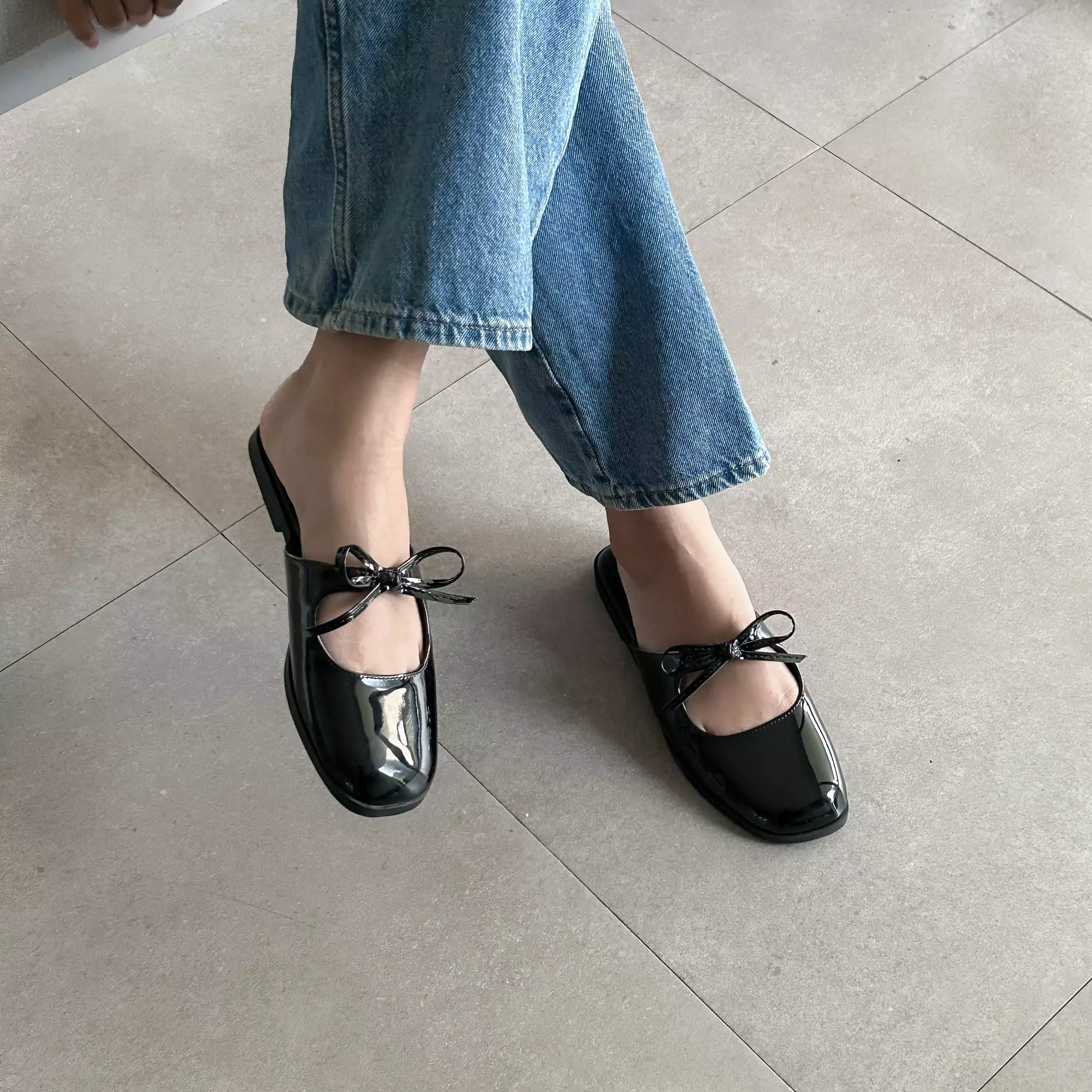 Blow Inka Mules Flats Sandal Wanita SENDI 0001