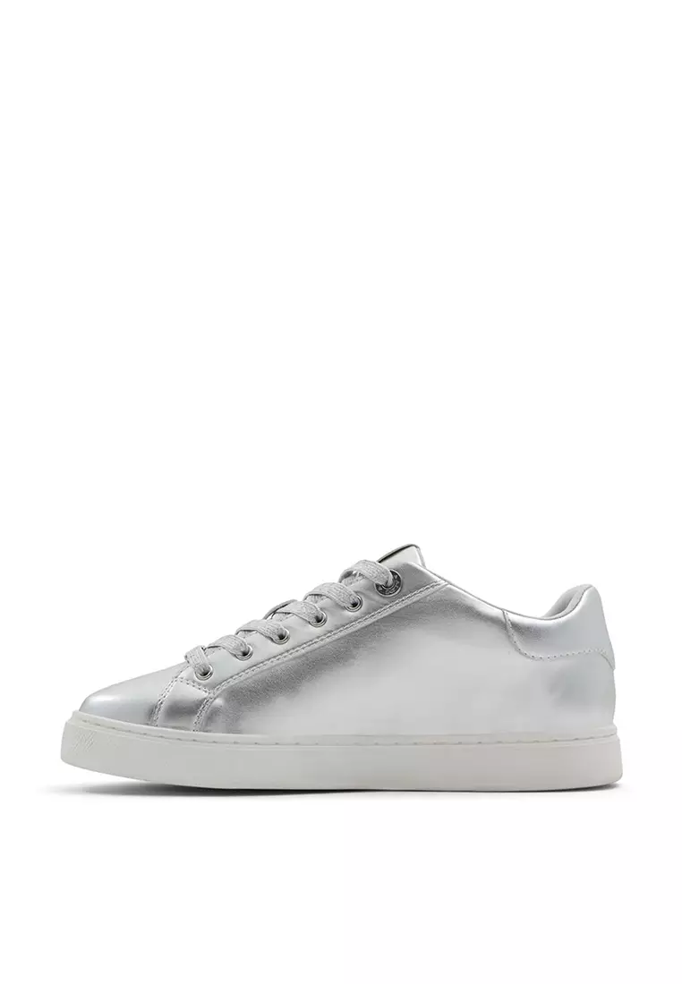 D100Plsneakr Sneakers
