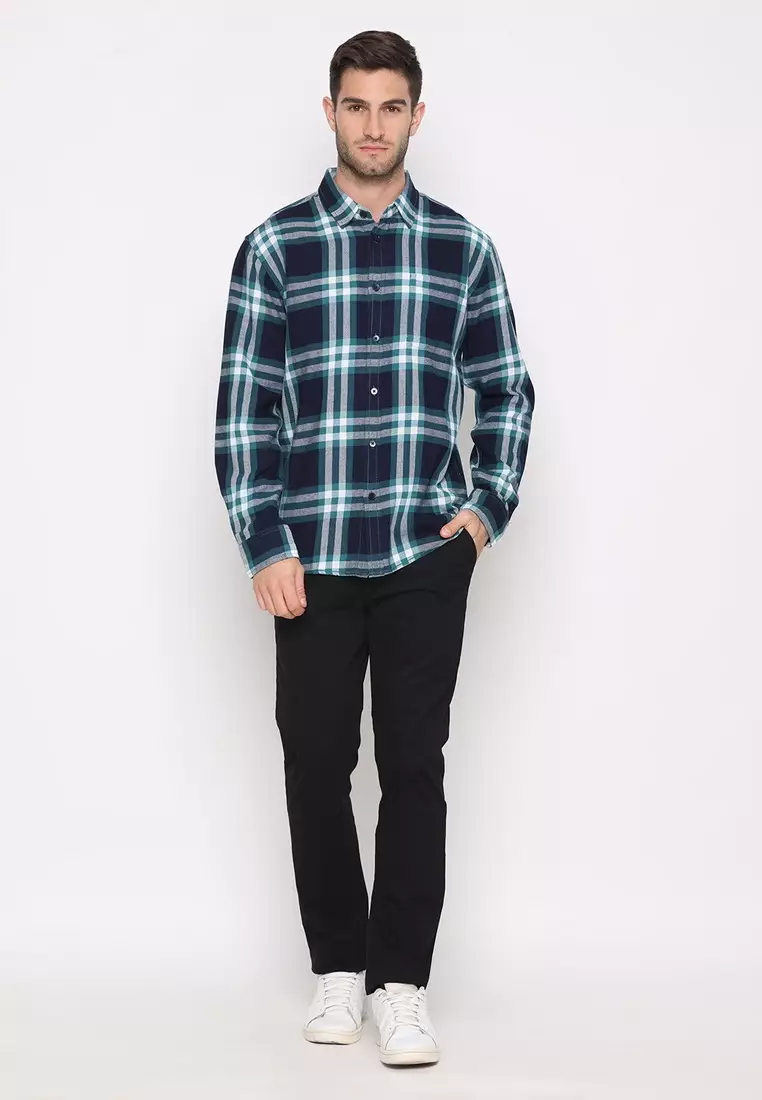 POLICE Kemeja Kotak Twill Hijau Regular Fit Lengan Panjang Pria