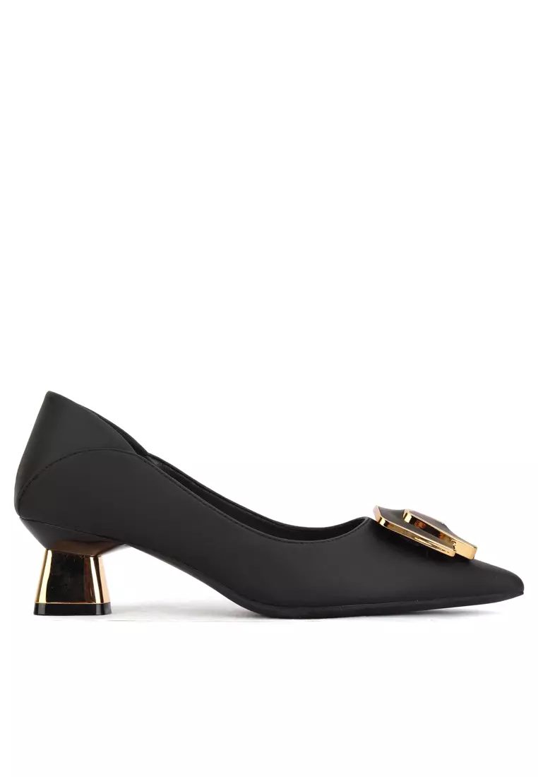Discount on Twenty Eight Shoes  shoes - SKU: 5cm Square Buckle Faux Leather Pumps Xj568-20