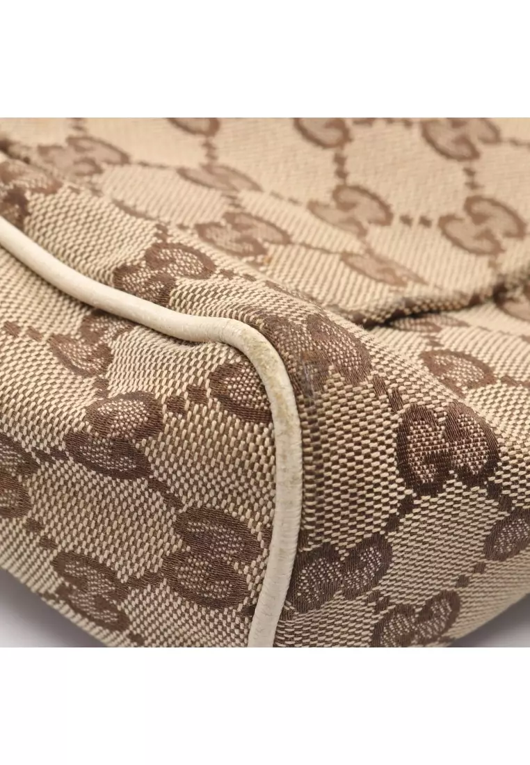 Pre-Loved Gucci GG canvas Shoulder bag canvas leather beige ivory