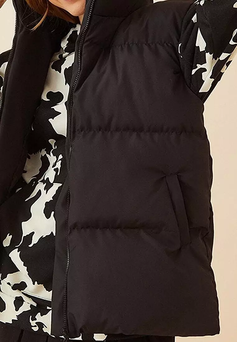 Hooded Inflatable Vest