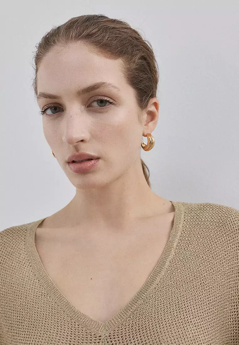 V-Neck Knit Top