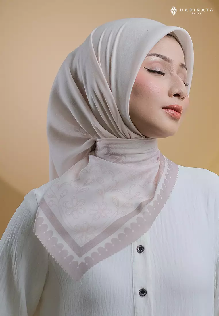 Hadinata Batik Hijab Premium Alina Cream