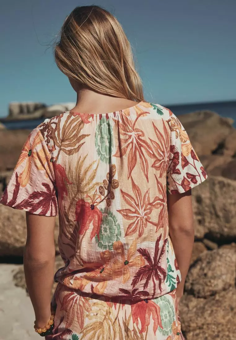 Short Sleeve Notch Neck Shirred Bubblehem T-Shirt