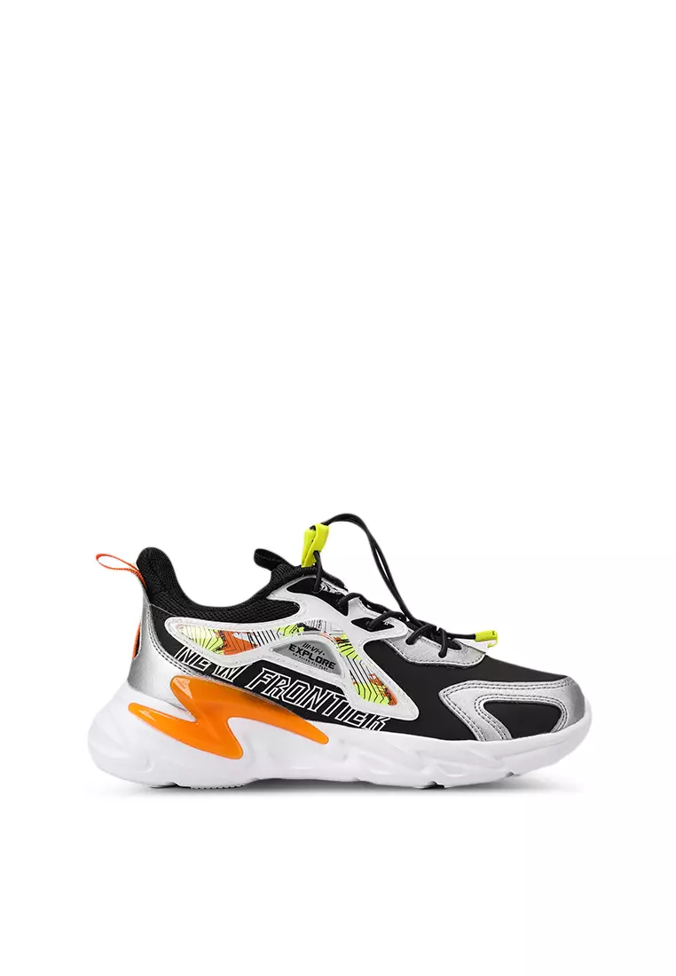 Reebok school shoes near on sale me