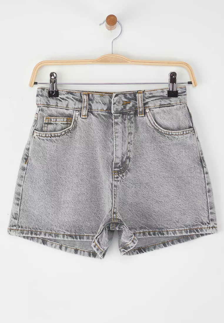 Grey High Waist City Boy Denim Shorts TWOSS23SR00199
