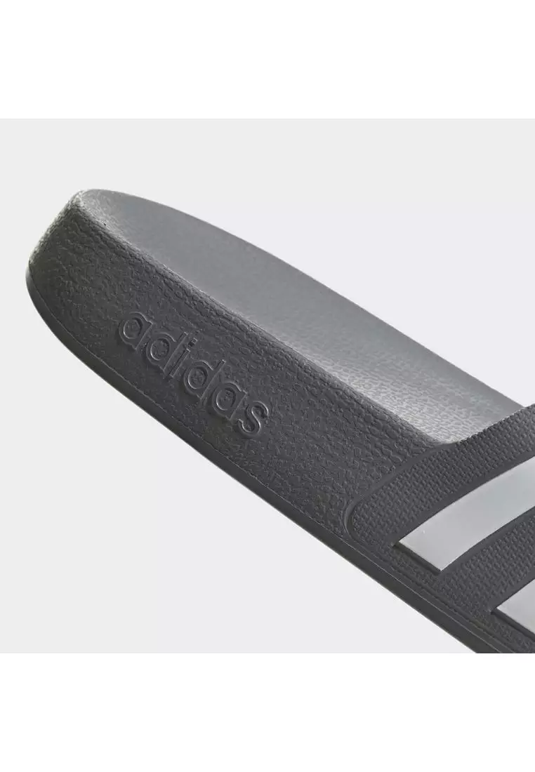 Adilette Aqua Slides