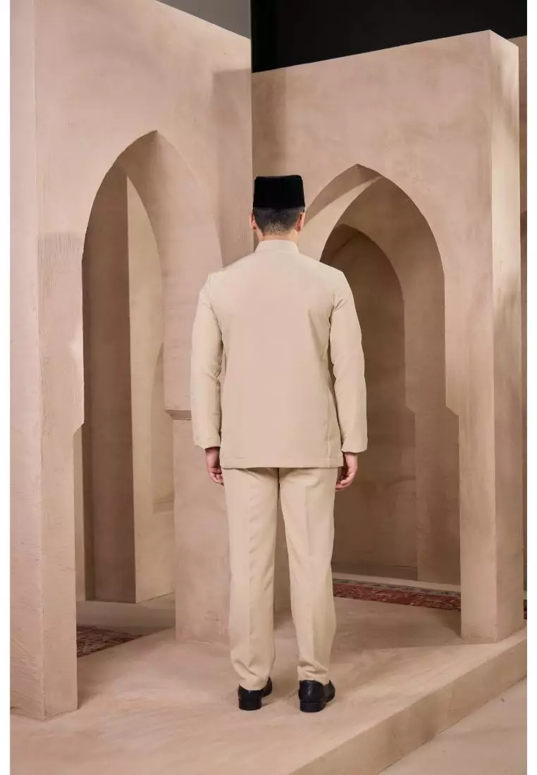 Baju Melayu Mahkota