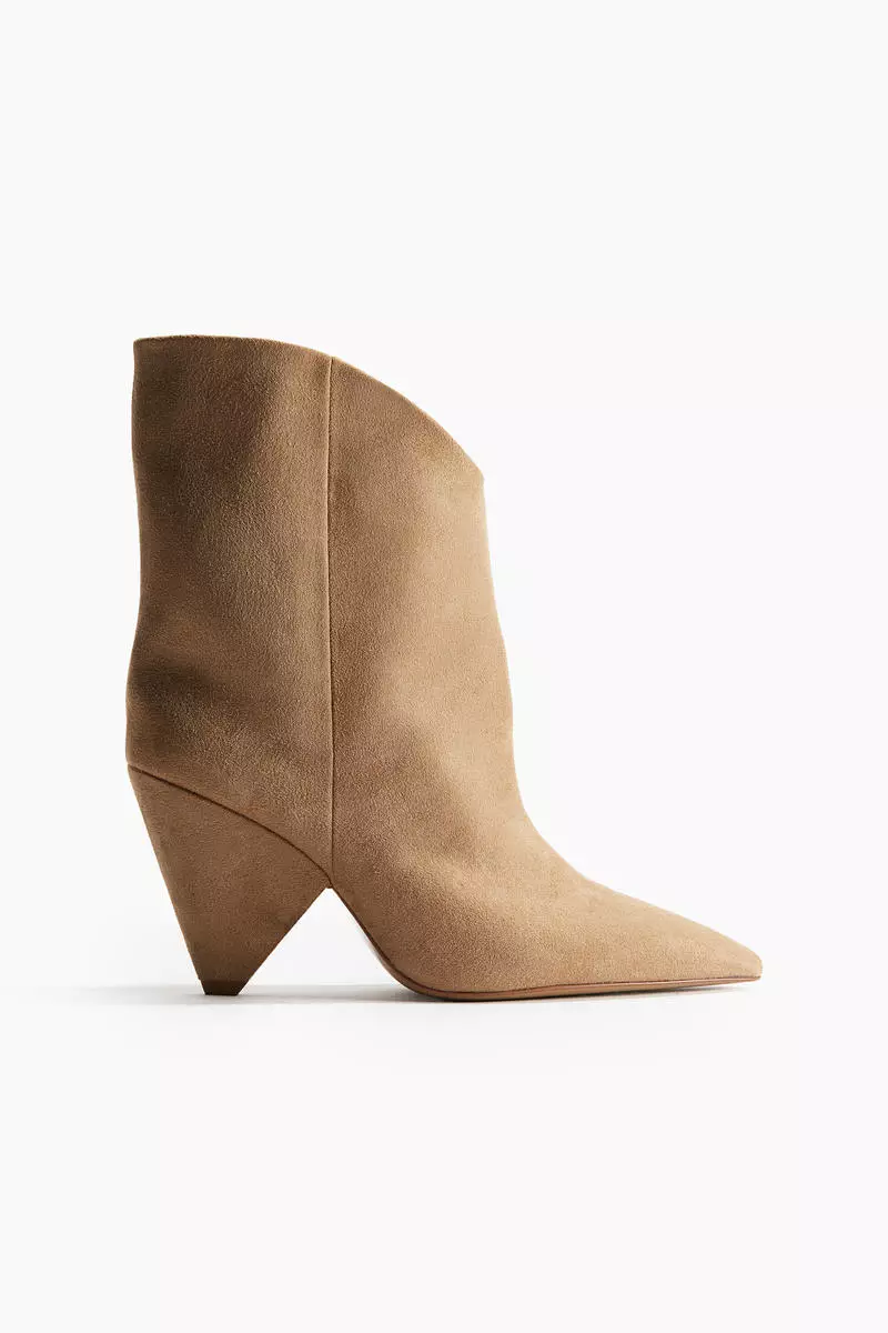 Discount on H&M  shoes - SKU: Pointed ankle boots