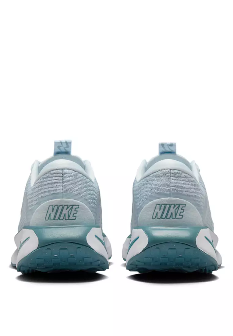 Motiva Walking Shoes