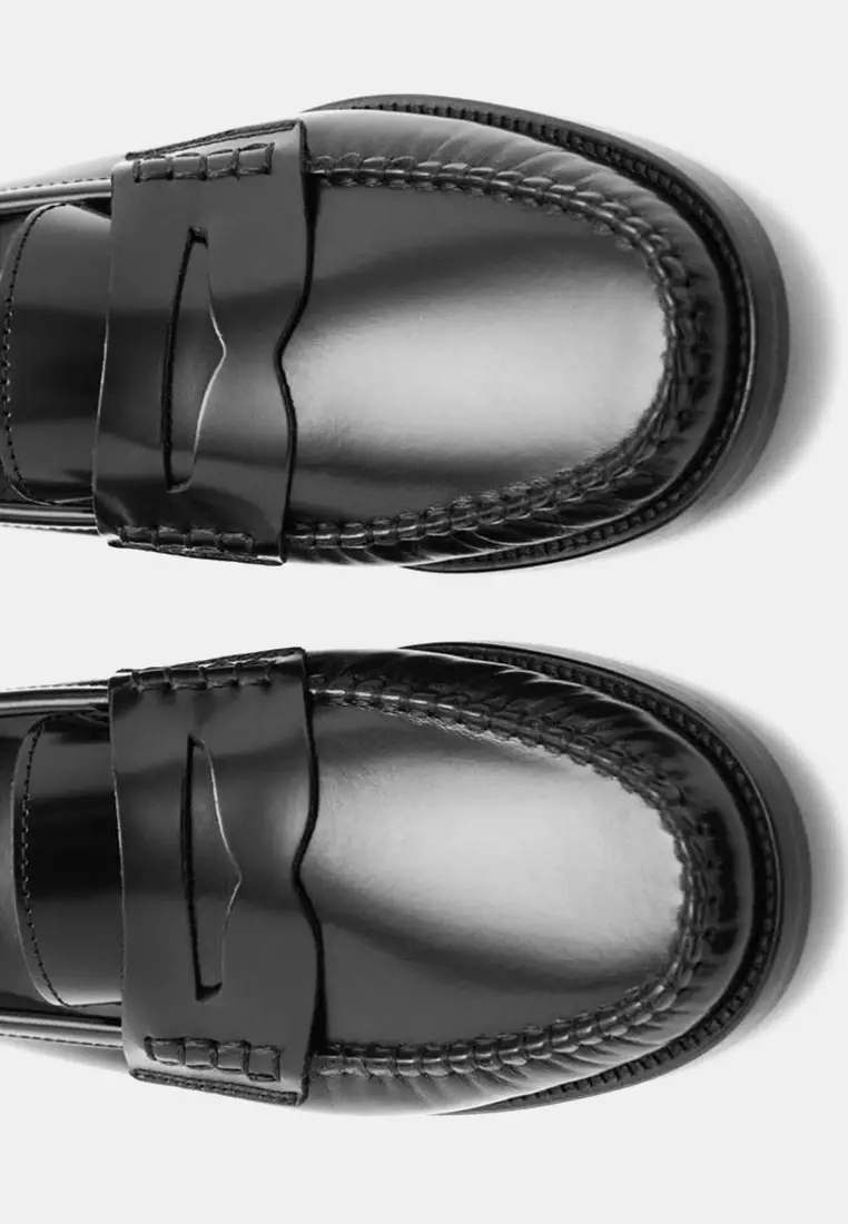 Gathered Leather Loafers