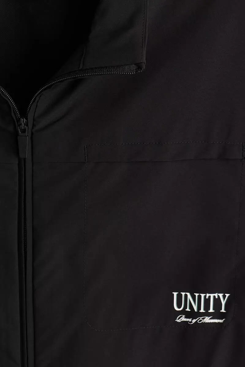 Short-sleeved jacket