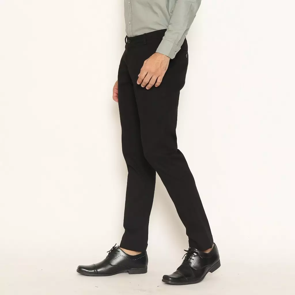 Schoeller Celana Chino Pria Slim Fit Panjang | Black | Ravello