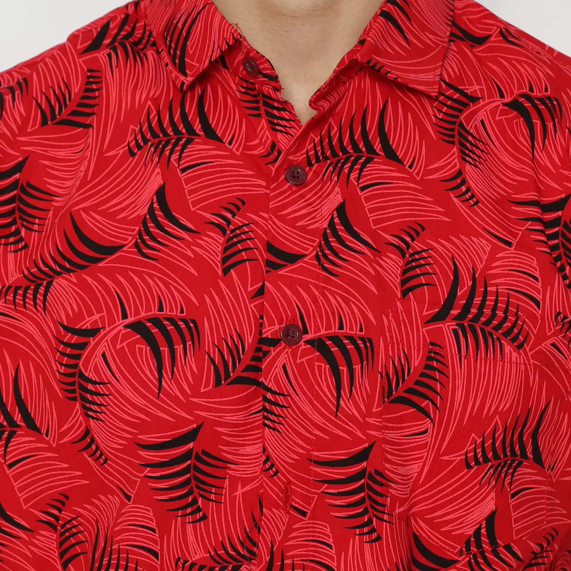 Platini Kemeja Motif Printing Pria Lengan Pendek Katun 132260.49 Red