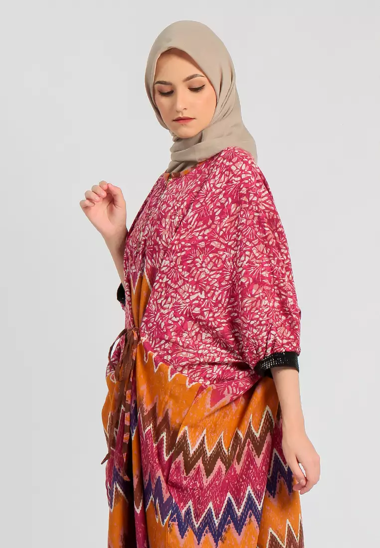 Kaftan Batik Tulis Zigzag Pink