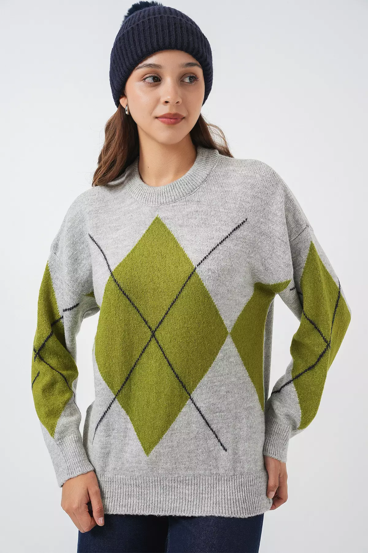 Oversized Knitwear Sweater with Diamond Pattern