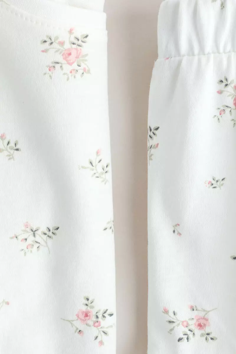 Frill-trimmed printed pyjamas
