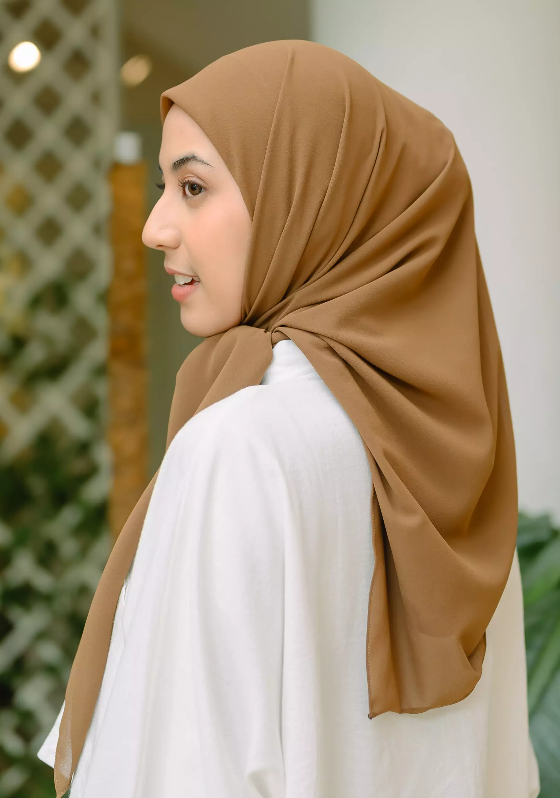 Bawal Square Hazelnut