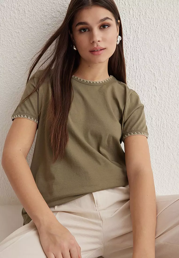Khaki Contrast Stitch Detail Basic Crew Neck Knitted T-Shirt